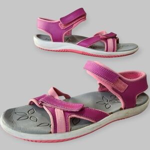 Keen Womens Aster Waterproof Sandal Size 5
